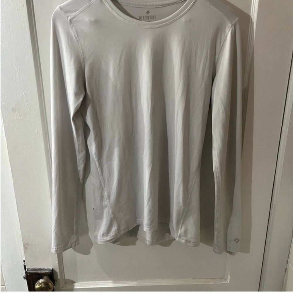 Med Couture Light Gray Performance Long Sleeve Underscrub Top - Size Small EUC